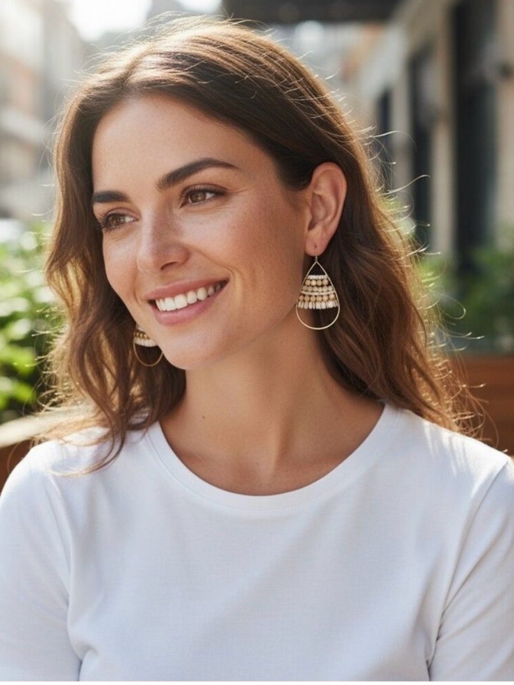 J. Jill Gold Tone Beaded Teardrop Earrings Dangle Drop White Cream Neutral Boho